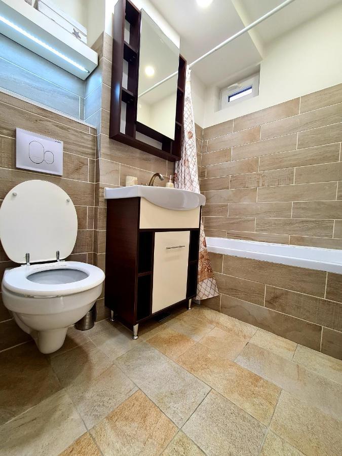 Best Apartment Central Hunedoara Dış mekan fotoğraf