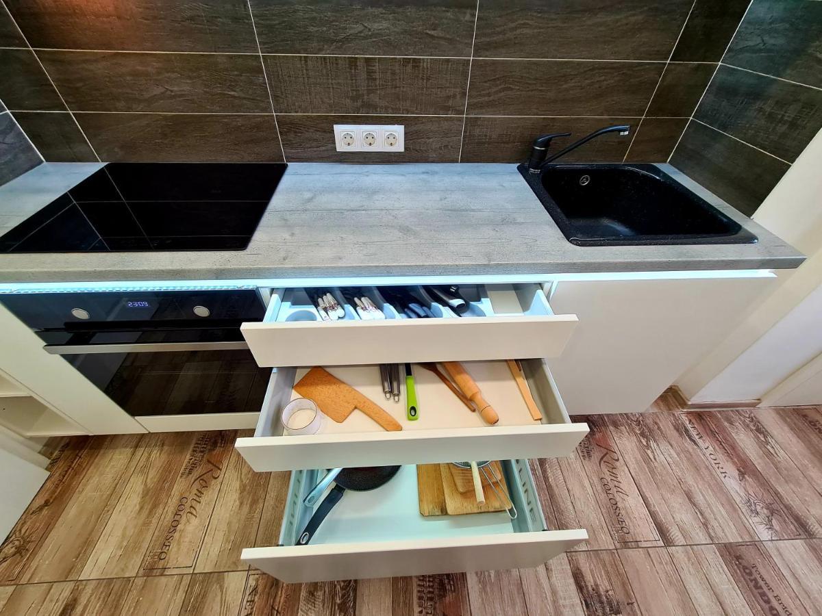 Best Apartment Central Hunedoara Dış mekan fotoğraf