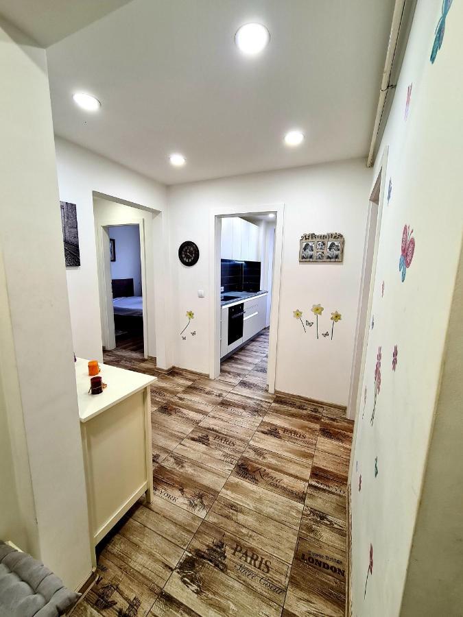 Best Apartment Central Hunedoara Dış mekan fotoğraf