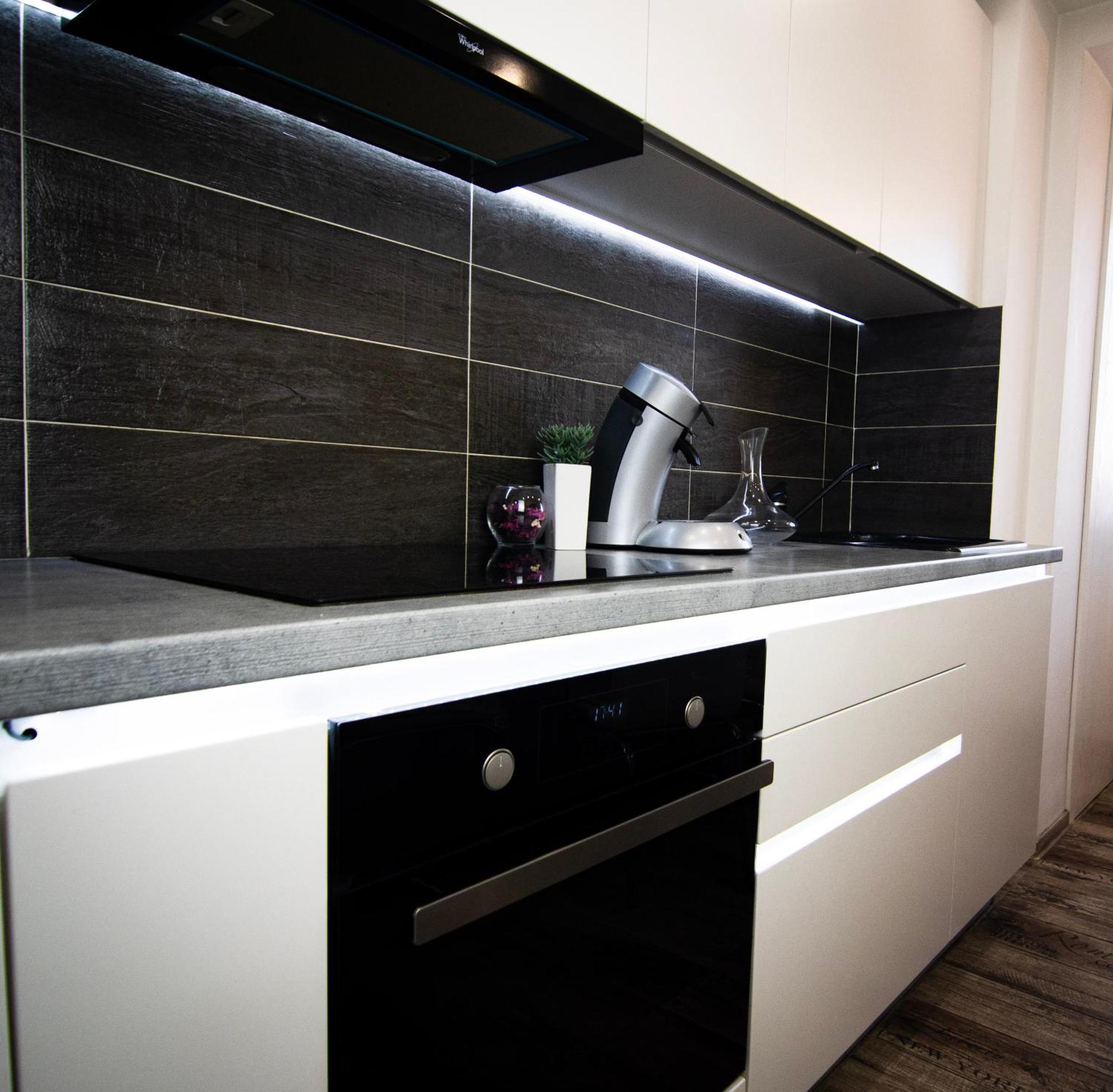 Best Apartment Central Hunedoara Dış mekan fotoğraf